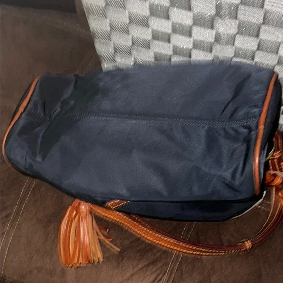 Dooney &Bourke Navy Blue Shoulder Bag pink inside brown leather strap & tassels - Picture 7 of 10